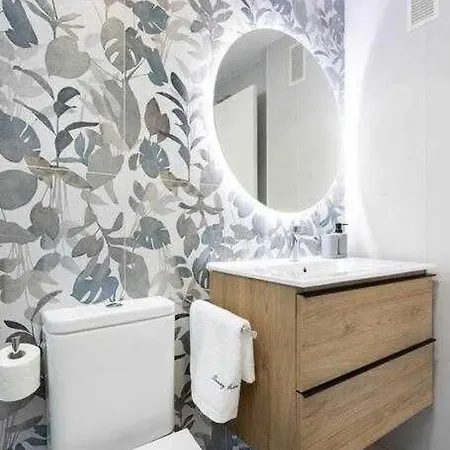 Sunnyland Apartment Arona * Cho