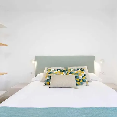 Apartment Sunnyland Apartment Arona *
