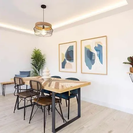 Sunnyland Arona Apartament *