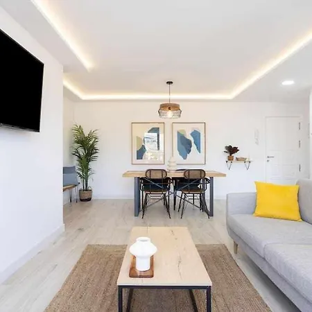 Lägenhet Sunnyland Apartment Arona *