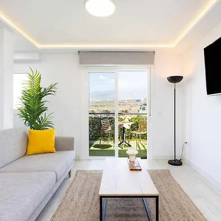 Sunnyland Arona Apartament