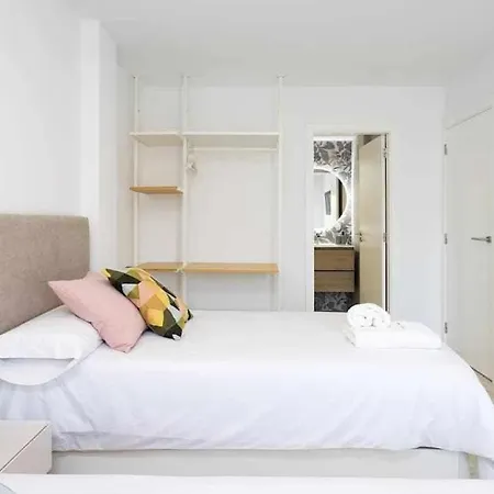 Sunnyland Arona Apartament